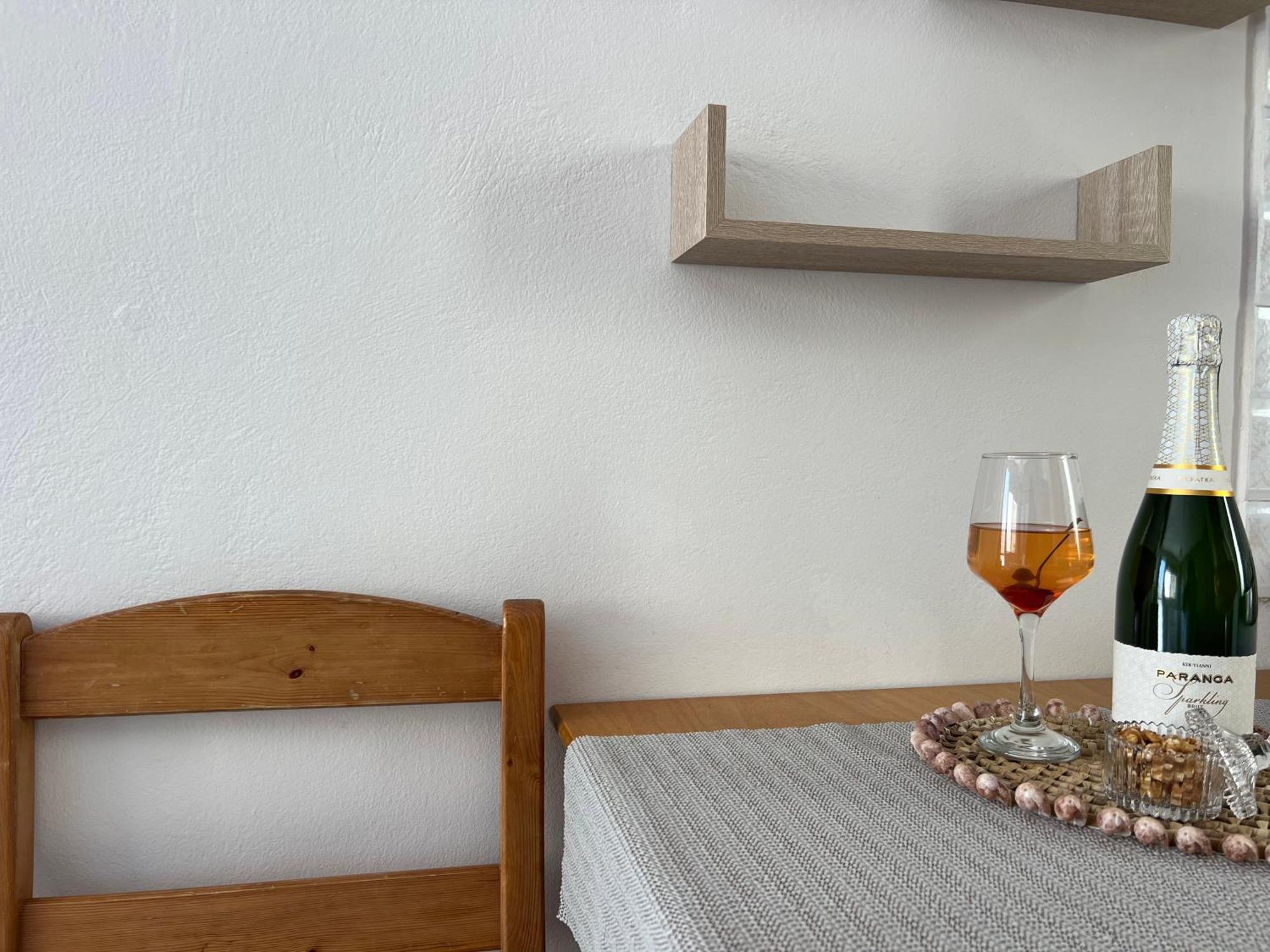 Artemis Rooms Two Steps By The Sea Platanés Exteriér fotografie