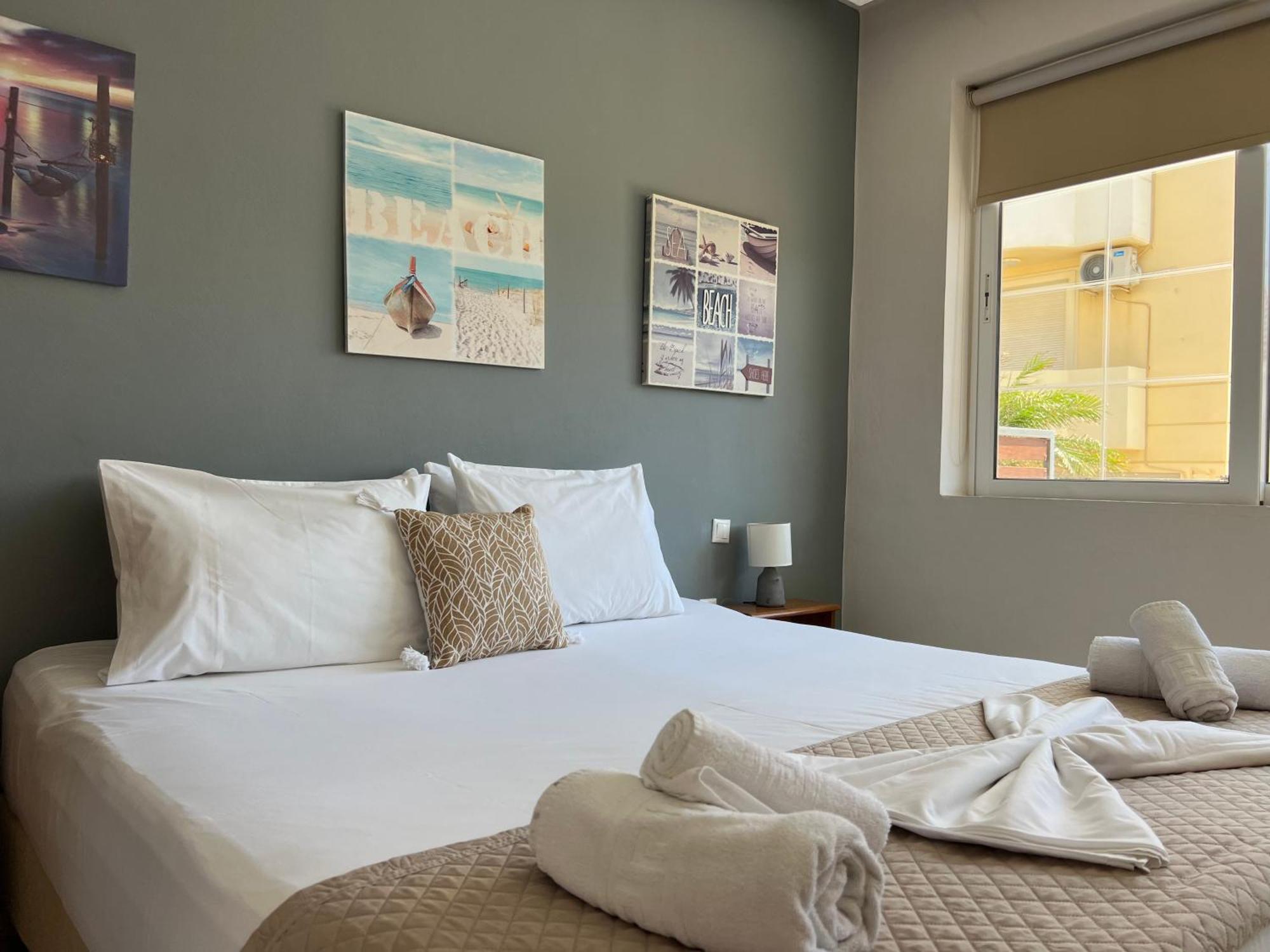 Artemis Rooms Two Steps By The Sea Platanés Exteriér fotografie